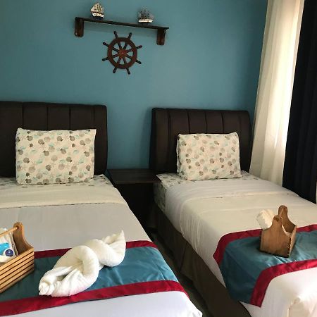 Anchorage Inn โมอัลโบอัล ภายนอก รูปภาพ